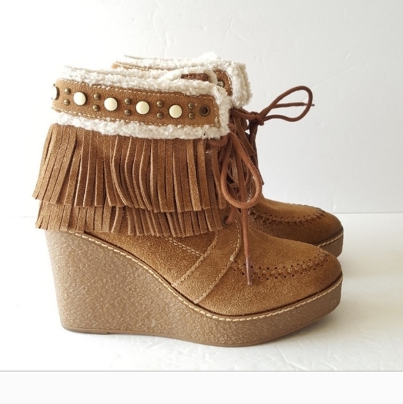 Sam Edelman Booties - Picture 2 of 16